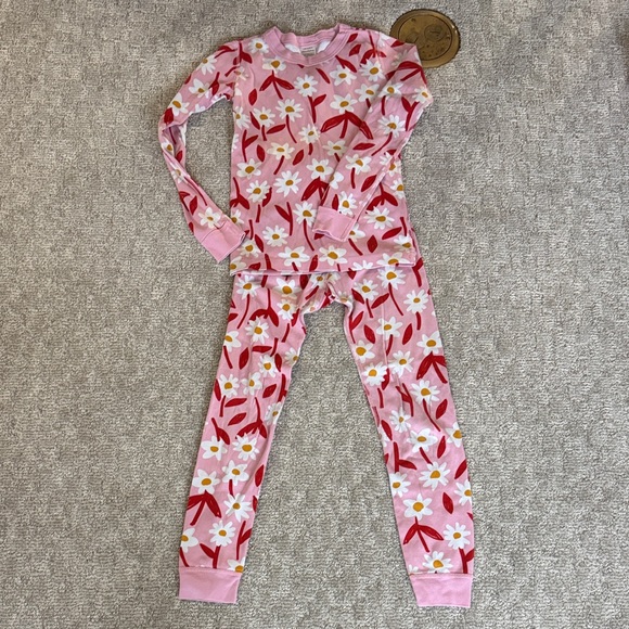 Hanna Andersson Other - Hanna Andersson Pink Pajama Top with Floral Design